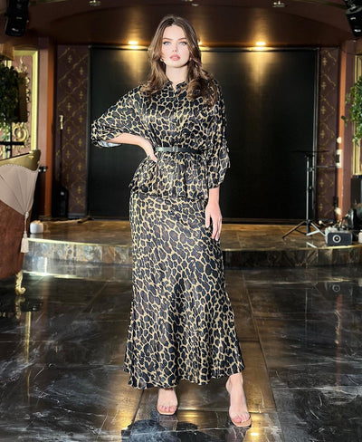 Conjunto de Falda y Blusa Leopardo Manga Larga - Image 12