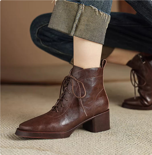 Botas Retro de Cuero Marrón con Cordones - Image 8