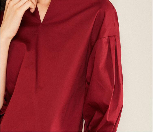 Blusa Suelta de Algodón con Mangas Acampanadas y Cuello en V - Image 2