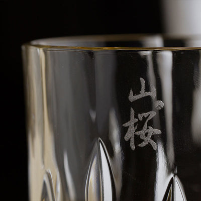 Vaso de Whiskey de Cristal Japonés Estilo Minimalista con Caja de Madera - Image 3