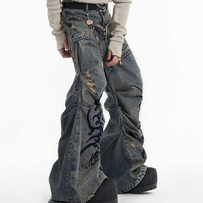 Jeans Vintage Desgastado con Cremallera y Bordados Plisados