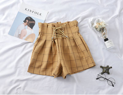 Shorts de Cintura Alta Tartán con Tirantes Floral - Image 9