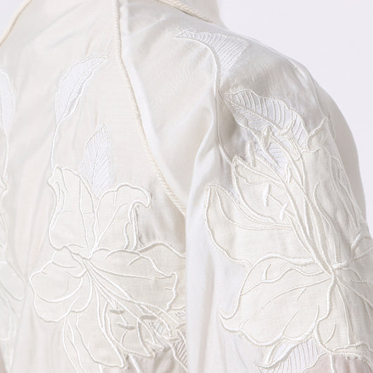 Blusa con Encaje Bordado Elegante - Image 6