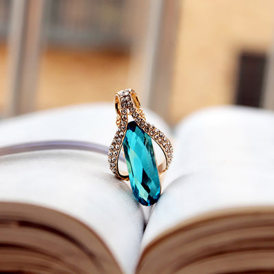 Conjunto de Aretes y Dije de Diamantes Chapados en Oro - Image 3
