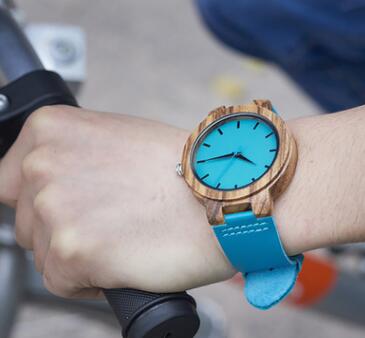 Reloj de Pareja Bobo Bird con Correa de Cuero y Esfera de Bambú - Image 3