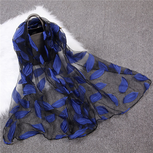 Pañuelo de Organza Calado - Image 5