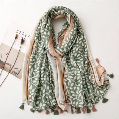 Chal Foulard de Algodón y Lino con Estampado de Hojas de Uva y Borlas - Image 6