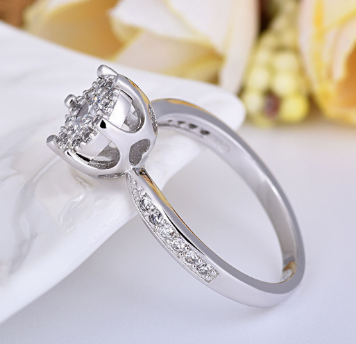 Anillo de Compromiso Delicado Corazón y Alma con Circonita para Mujer - Image 3