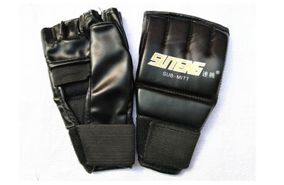Guantes de Boxeo con Dedos Punzantes de Cuero Transpirable - Image 6