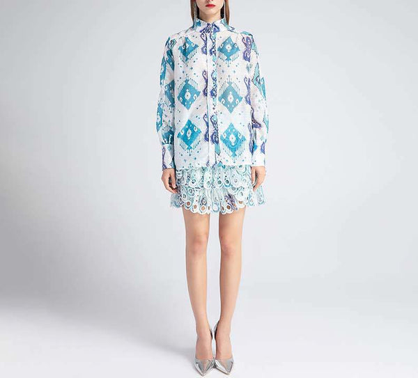 Blusa Estampada con Cuello de Pie y Falda Hueca Asimétrica - Image 9
