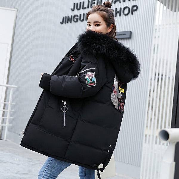 Chaqueta Acolchada Estampada con Bordados de Ocio