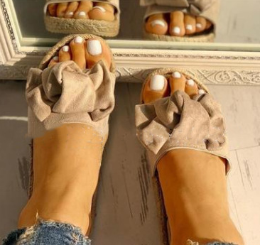 Sandalias Planas con Moño - Image 4