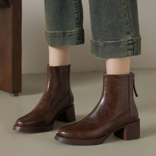 Botas Tobilleras de Cuero Genuino con Tacón Alto - Colección Otoño Invierno - Image 2