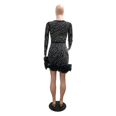 Vestido Ajustado con Bordados Elaborados y Detalles de Pedrería - Image 21