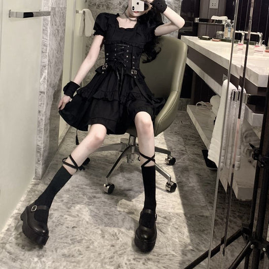 Vestido Gothic Sweet con Volantes y Cordones - Image 9