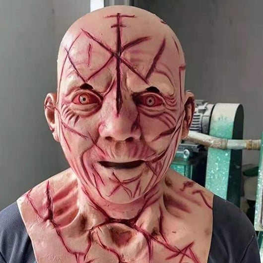 Máscara de Anciano Calvo con Cicatrices y Sangre para Fiestas de Terror - Image 7