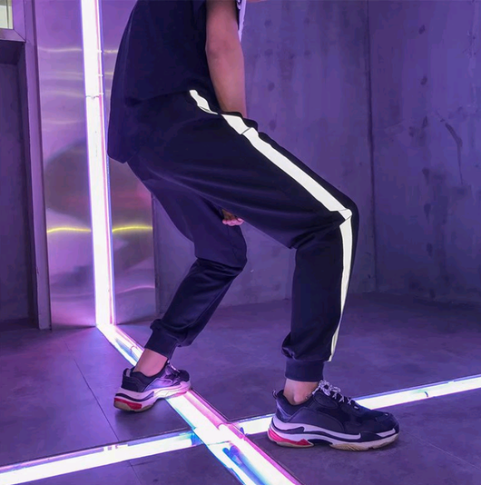 Pantalones Deportivos Reflectantes para Hombre - Cómodos y Versátiles - Image 3