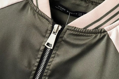 Chaqueta Larga con Cuello Mao y Bordado de Grúa Floral en la Espalda - Image 13