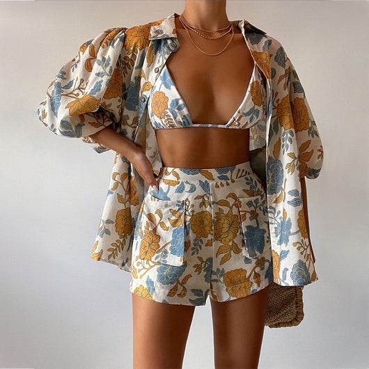 Conjunto de Tres Piezas: Chaleco, Blusa Estampada y Shorts para Mujer - Image 10