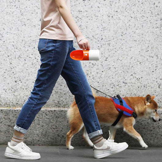 Botella de Agua para Mascotas con Sistema Anti-Derrames - Image 3