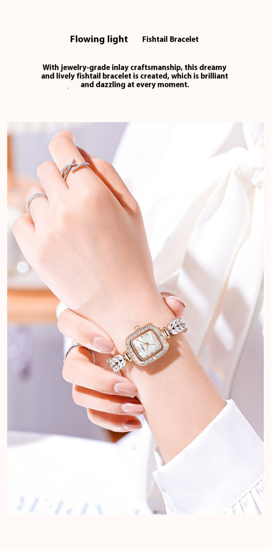 Reloj de Cuarzo Dorado con Cristales y Esfera Cuadrada Pequeña - Image 8