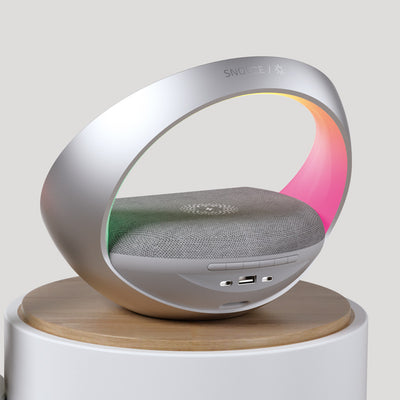 Cargador Inalámbrico Multifunción con Reloj, Luz Despertador y Parlante Bluetooth - Image 4