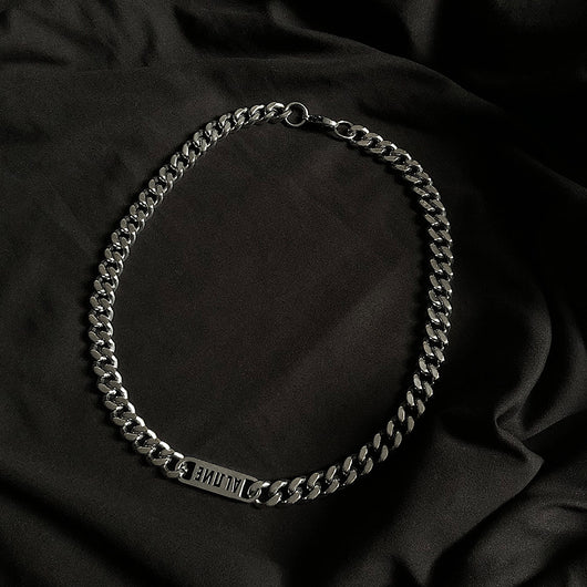 Cadena de Clavícula con Letra Simple - Image 3