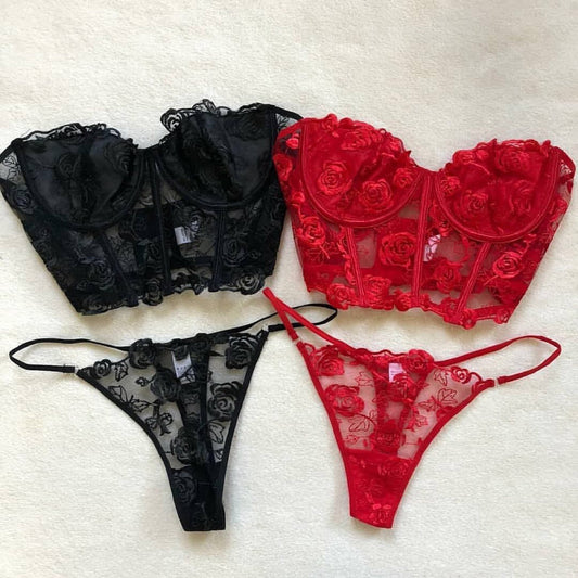 Conjunto de Lencería Premium con Encaje Bordado de Rosas