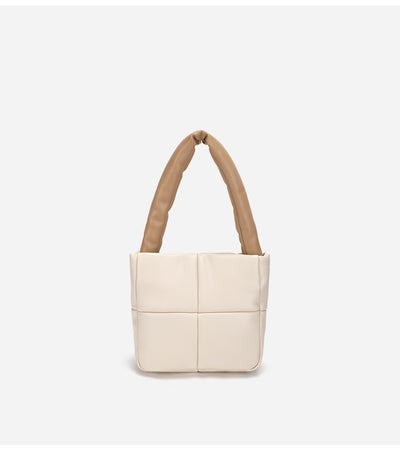 Bolso de Mano Elegante en Cuero Suave con Diseño Acolchado - Image 15