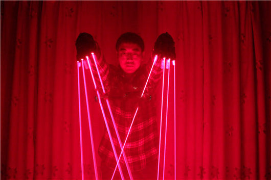 Guantes Láser LED para Espectáculos y Baile - Image 8