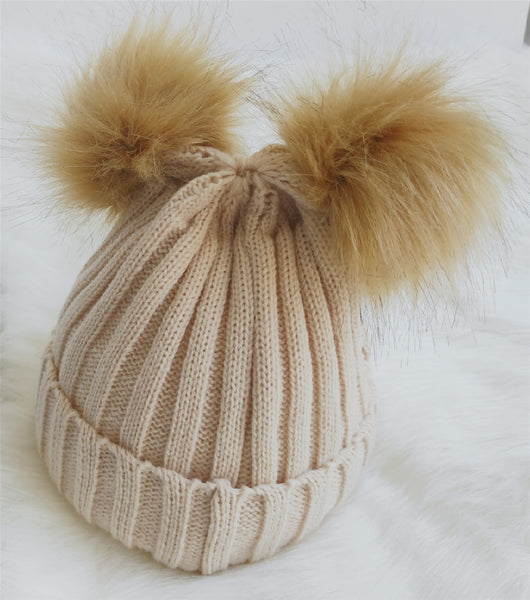 Gorro de Lana para Bebé con Doble Pompón - Image 9