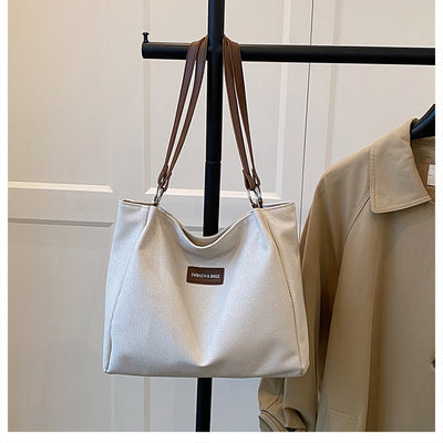 Bolsa Tote Commuter de Gran Capacidad con Compartimento Lateral - Image 11