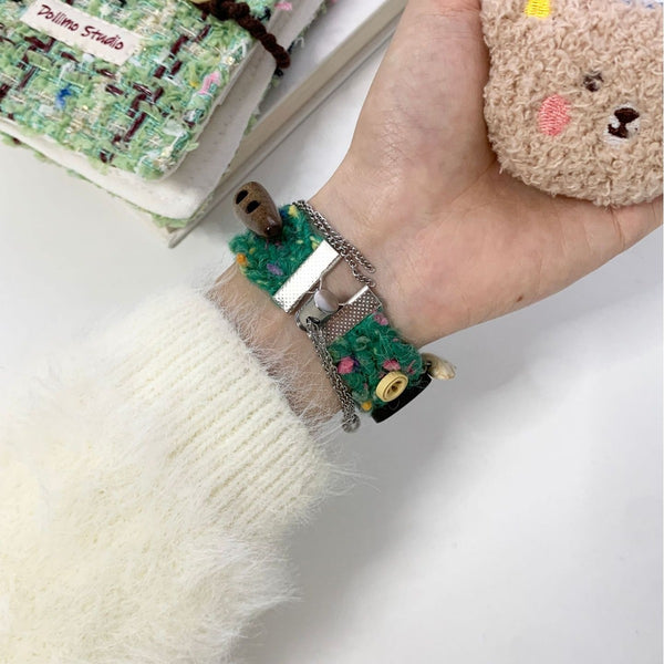 Pulsera Navideña de Peluche - Correa Festiva para Otoño e Invierno