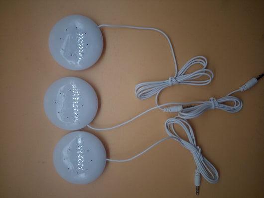 Parlante Almohada Portátil con Bluetooth - Audio de Viaje Compacto - Image 3