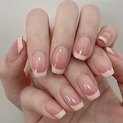 Uñas Postizas Francesas Oblicuas - Manicura Elegante Lista para Usar - Image 4