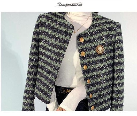 Chaqueta Suelta de Rayas Verdes para Mujer - Estilo Casual Moderno - Image 9