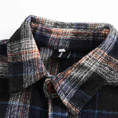 Camisa de Cuadros con Bolsillo Decorativo y Solapa a Juego - Image 11