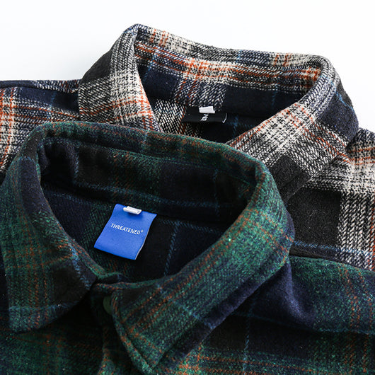 Camisa de Cuadros con Bolsillo Decorativo y Solapa a Juego - Image 18
