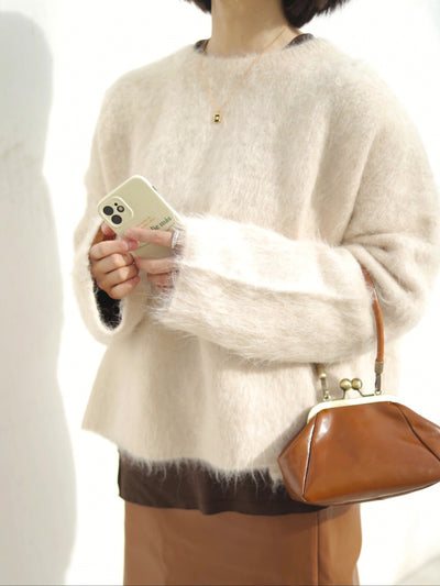 Suéter de Cuello Redondo en Lana de Alpaca Premium - Image 24