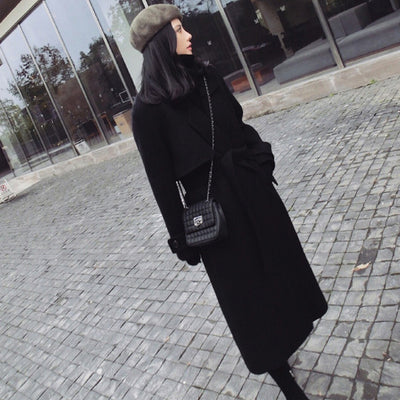 Abrigo Largo de Lana para Mujer Negro Elegante y Cálido - Image 17
