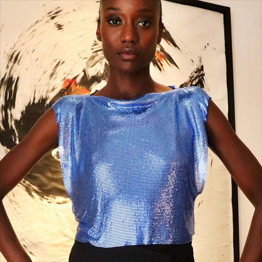Top Brillante con Lentejuelas Metálicas - Estilo Dulce y Picante - Image 34