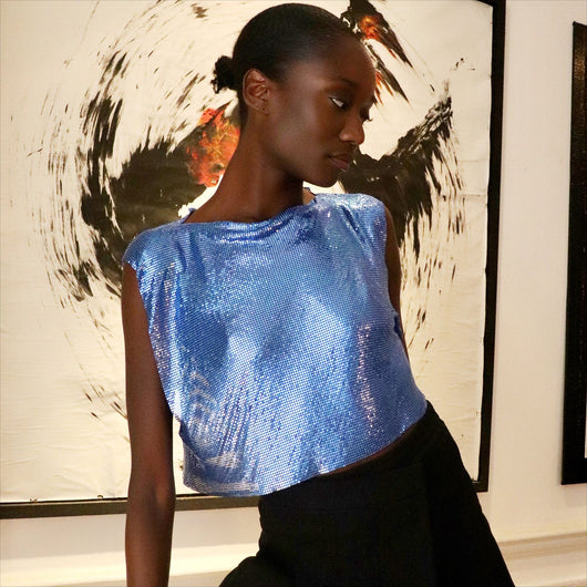 Top Brillante con Lentejuelas Metálicas - Estilo Dulce y Picante - Image 38