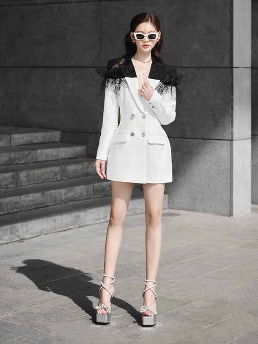 Vestido Sastre Ajustado con Diseño 3D y Cintura Marcada - Image 19