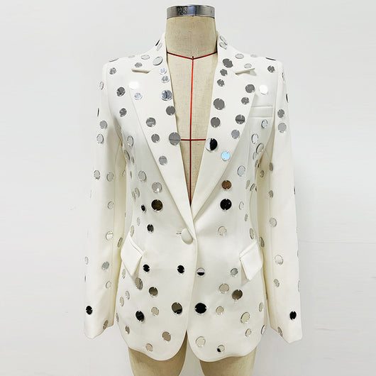 Blazer Elegante con Detalles de Perlas y Botón Decorativo - Image 22