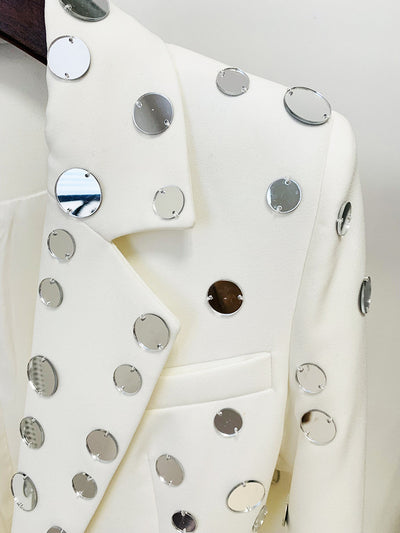 Blazer Elegante con Detalles de Perlas y Botón Decorativo - Image 25