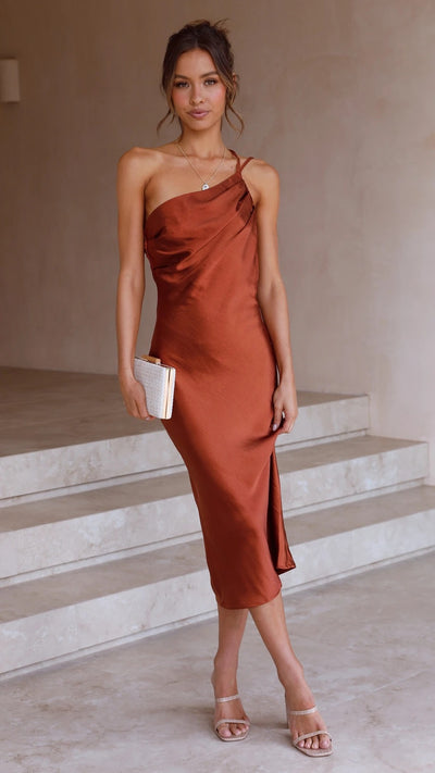 Vestido Ajustado con Cordones en la Espalda - Image 31