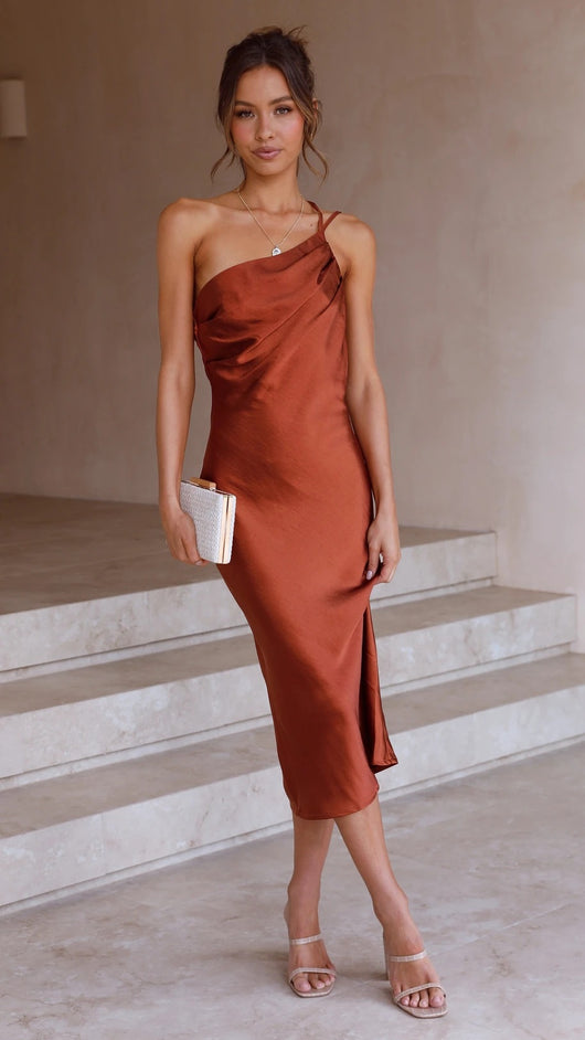 Vestido Ajustado con Cordones en la Espalda - Image 31