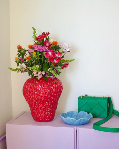 Florero de Cerámica Artesanal con Diseño de Fresa - Image 29