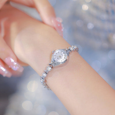 Reloj Elegante para Mujer con Circonitas y Diseño Lunar - Image 19
