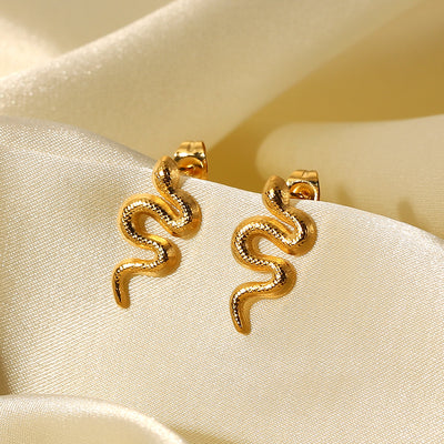 Aretes de Serpiente Chapados en Oro 18K con Acero Inoxidable para Mujer - Image 12